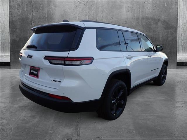 2025 Jeep Grand Cherokee Limited photo 4