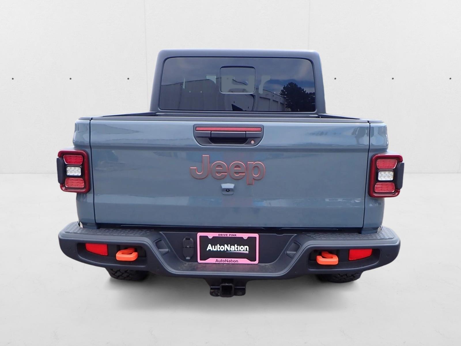 2025 Jeep Gladiator Mojave photo 3