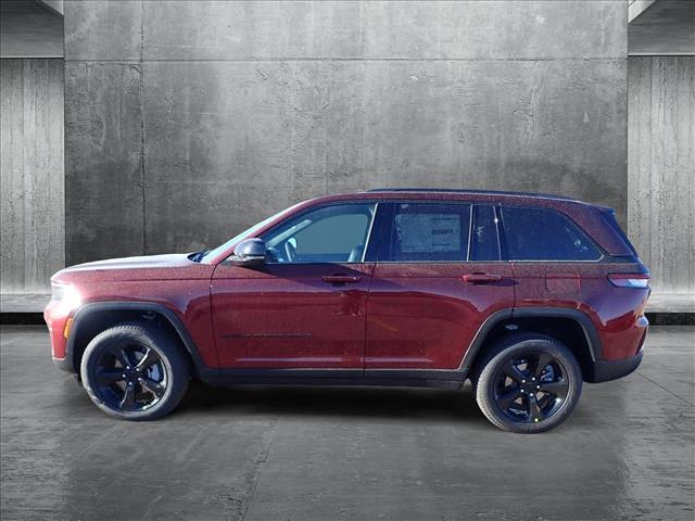 2025 Jeep Grand Cherokee Limited photo 2