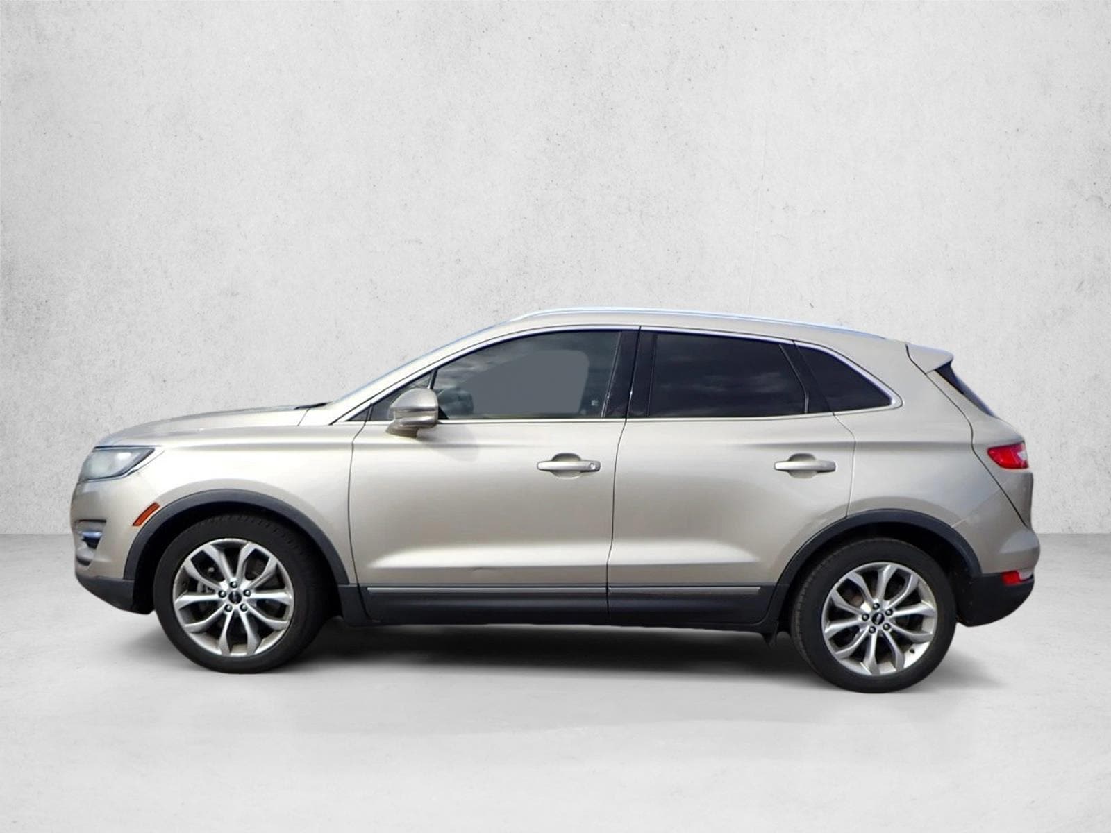 Used 2015 Lincoln MKC Base with VIN 5LMCJ1A91FUJ25516 for sale in Englewood, CO