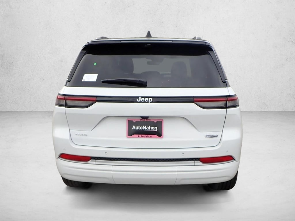 New 2026 Jeep Grand Cherokee Summit SUV