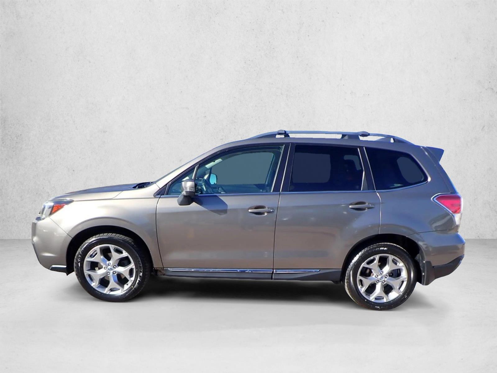 2017 Subaru Forester Touring photo 2