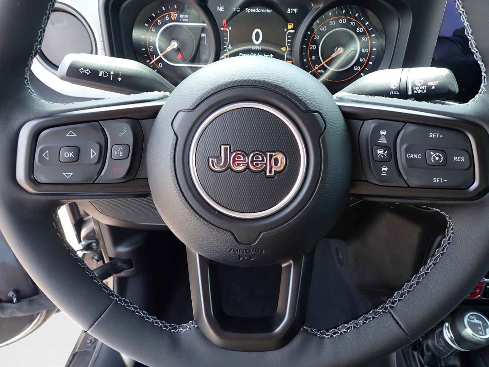 2025 Jeep Gladiator Willys - Photo 11