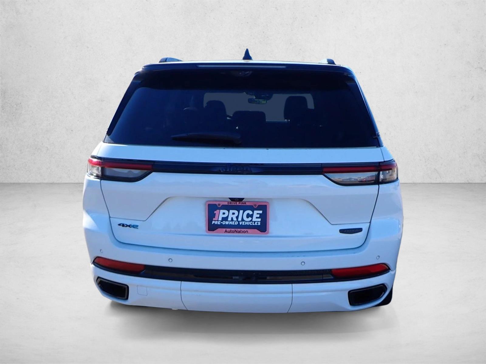 2023 Jeep Cherokee Summit Reserve 4xe photo 2