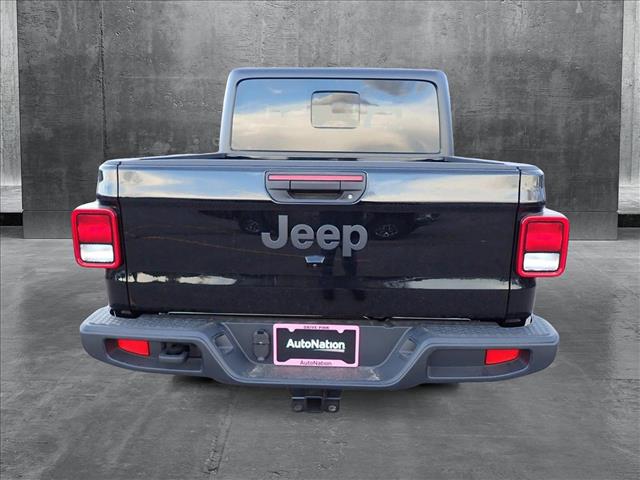 2025 Jeep Gladiator Sport S photo 3