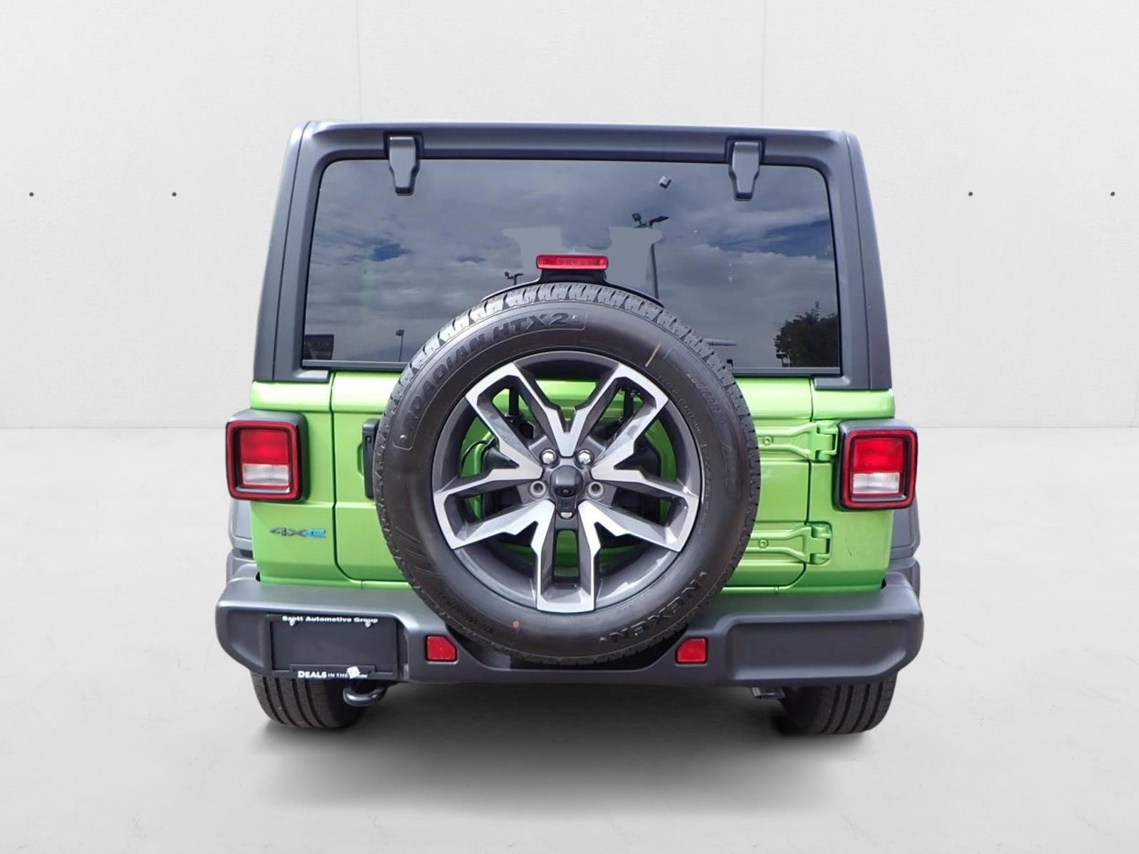 2025 Jeep Wrangler 4xe Sport S photo 3