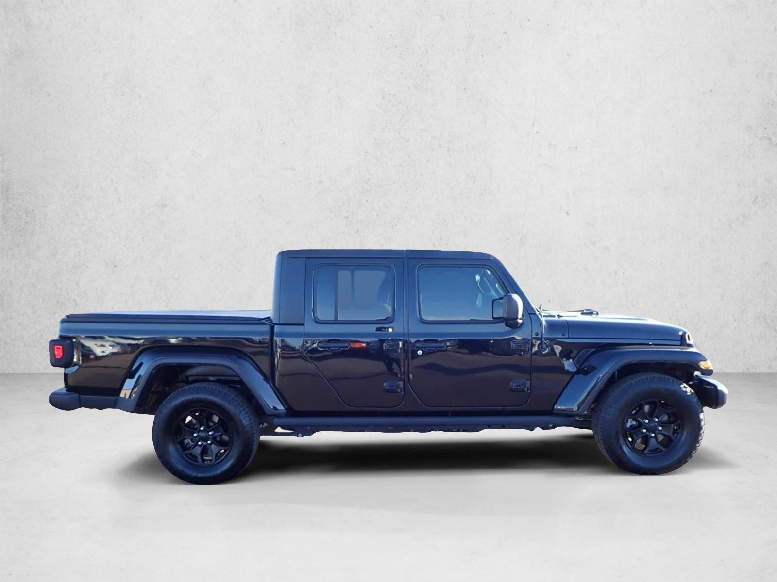 2021 Jeep Gladiator Willys photo 4