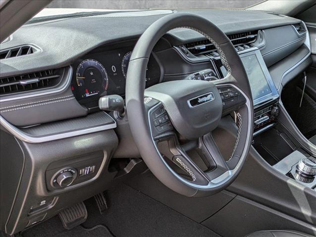 2025 Jeep Grand Cherokee Altitude X photo 3