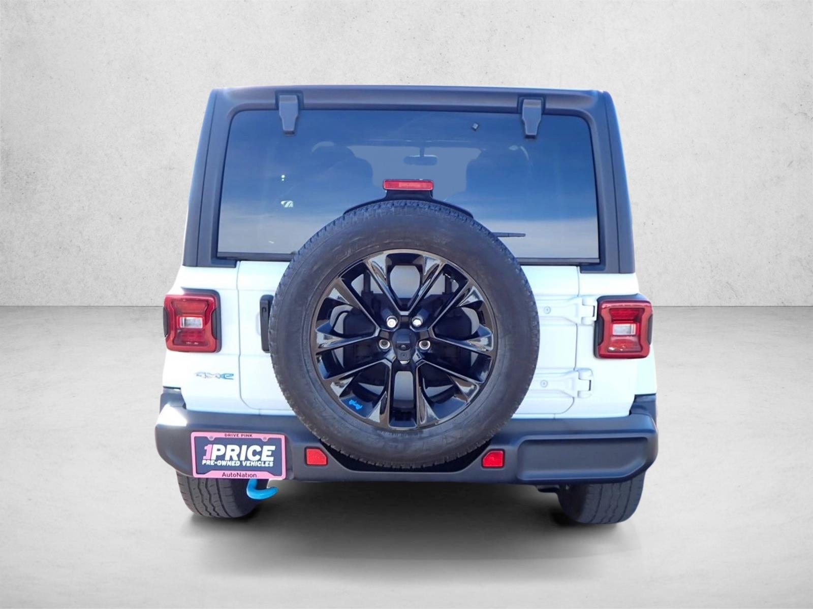 2023 Jeep Wrangler 4xe Sahara photo 3