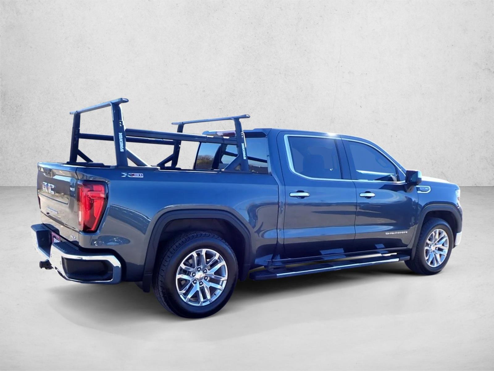 2021 Gmc Sierra 1500 SLT photo 4