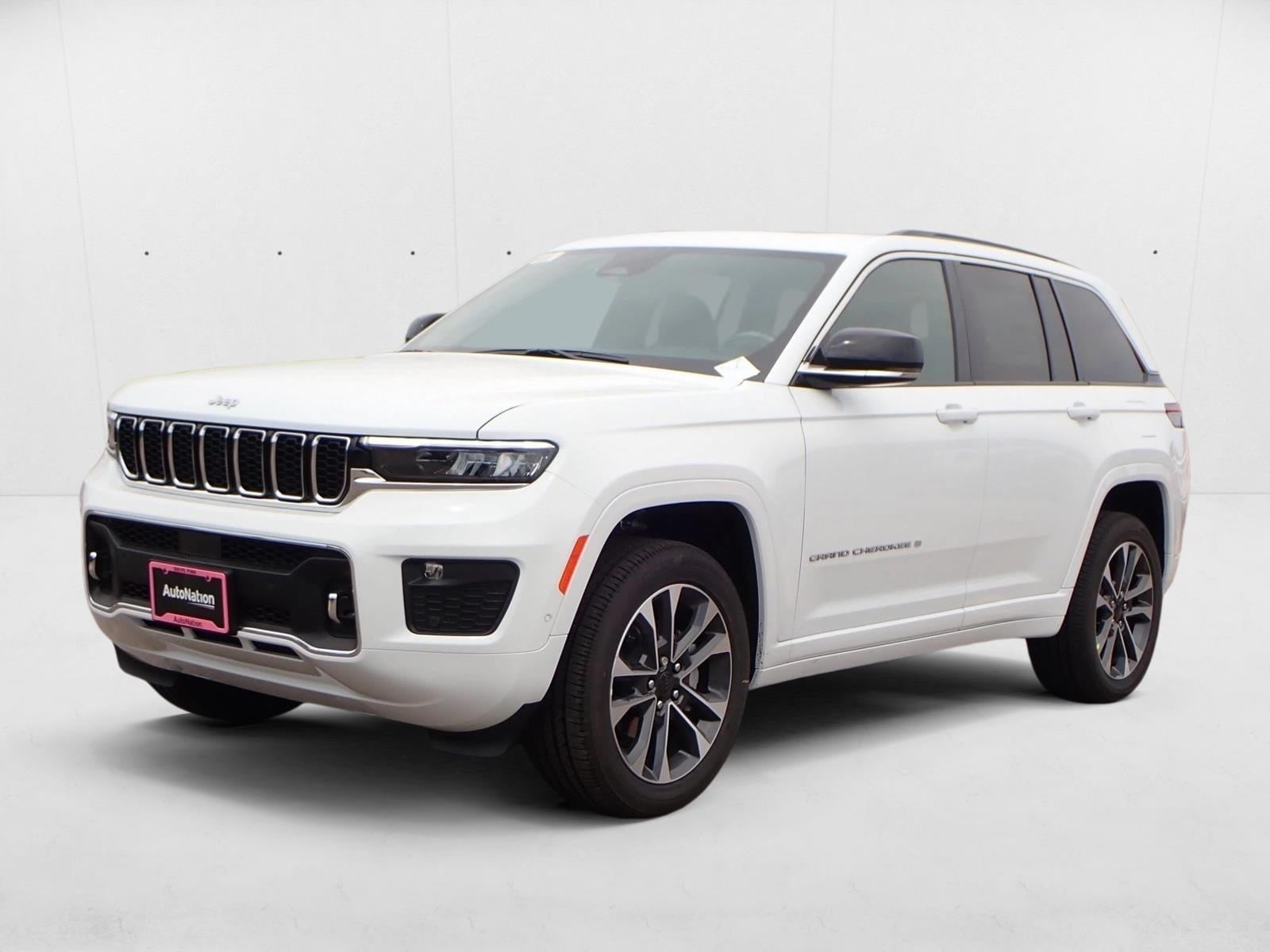 2025 Jeep Grand Cherokee Overland's photo