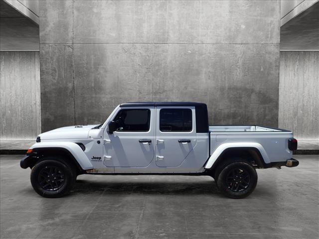 2024 Jeep Gladiator Sport S photo 3