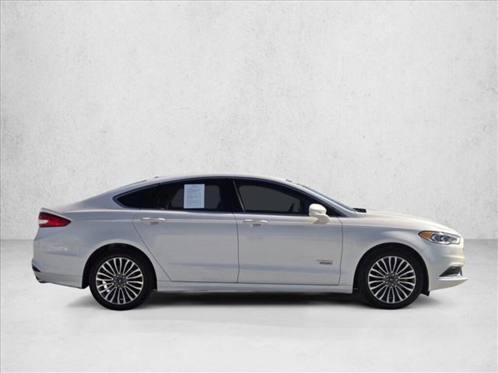Used 2018 Ford Fusion Energi SE Luxury Sedan