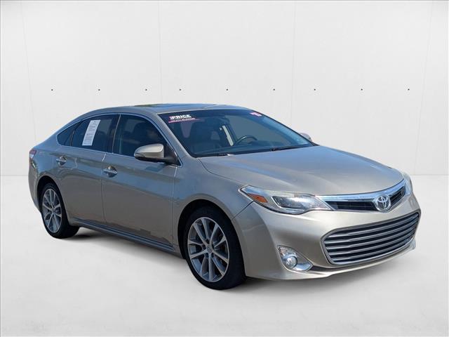 2015 Toyota Avalon XLE Touring photo 3