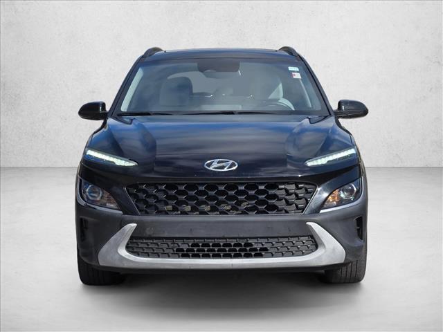2022 Hyundai Kona SEL photo 2