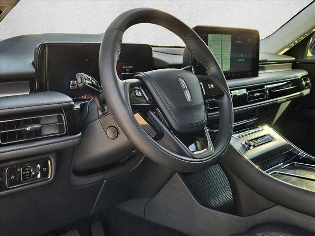 2025 Lincoln Aviator Premiere photo 3
