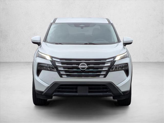 2024 Nissan Rogue SV photo 2