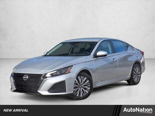 2023 Nissan Altima SV