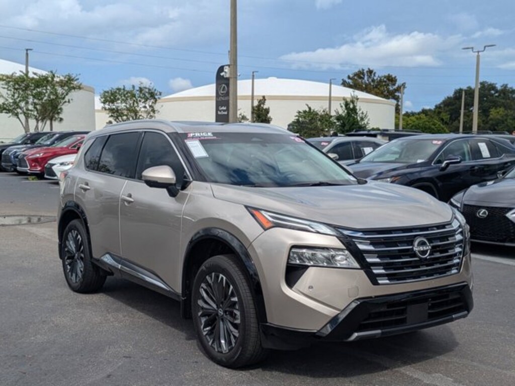 Used 2025 Nissan Rogue Platinum SUV