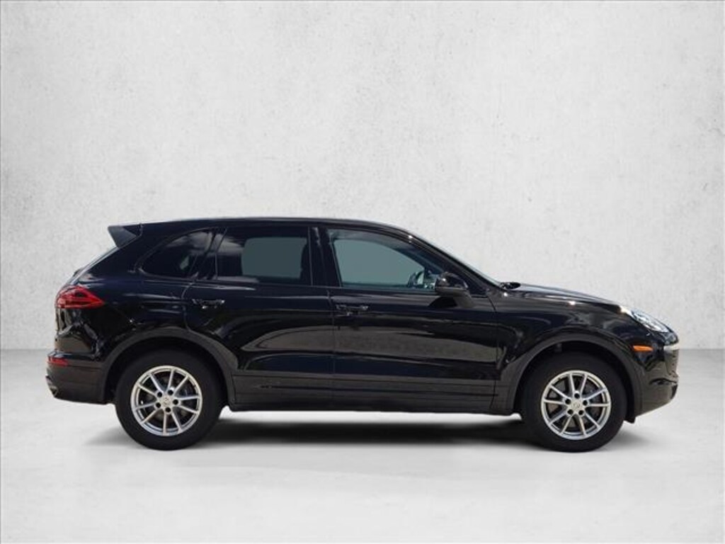 Used 2016 Porsche Cayenne  SUV
