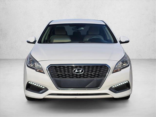 2016 Hyundai Sonata Hybrid SE photo 2