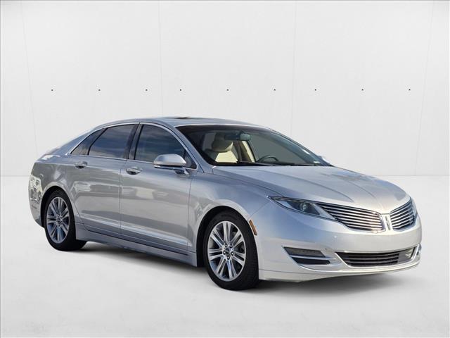2016 Lincoln MKZ photo 3