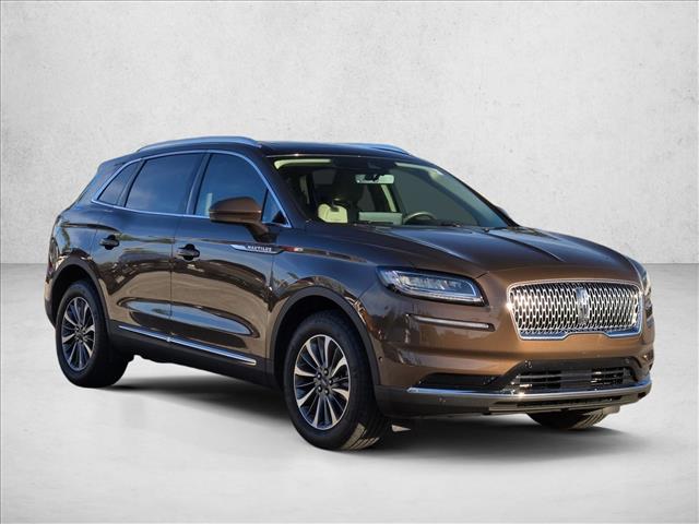 2022 Lincoln Nautilus Reserve photo 3