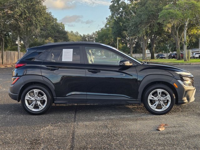 2022 Hyundai Kona SEL photo 4