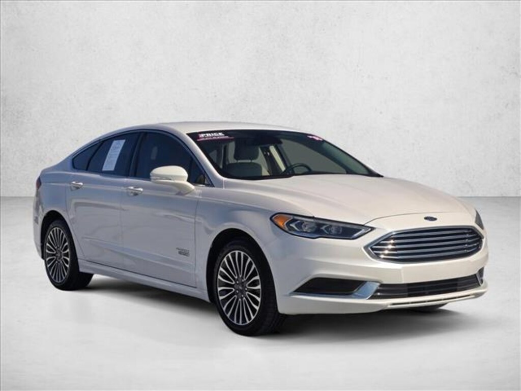 Used 2018 Ford Fusion Energi SE Luxury Sedan