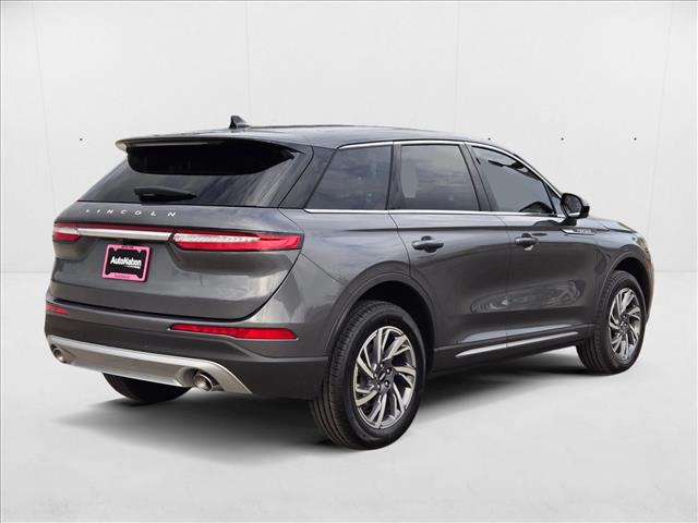 2025 Lincoln Corsair Premiere photo 2