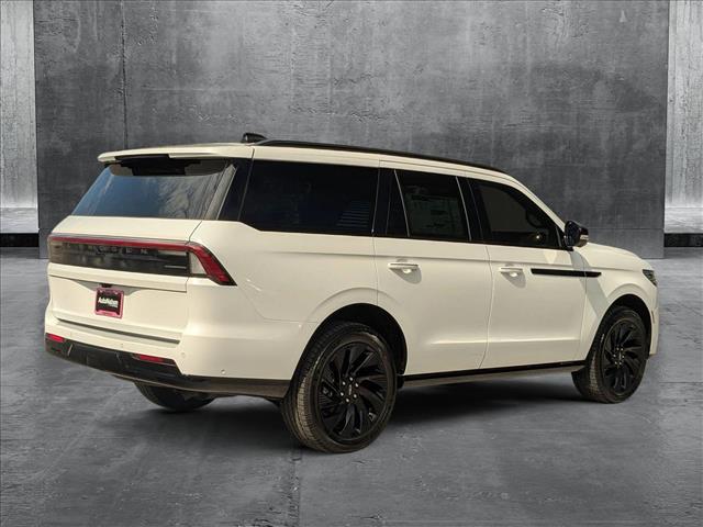 2025 Lincoln Navigator Reserve photo 2