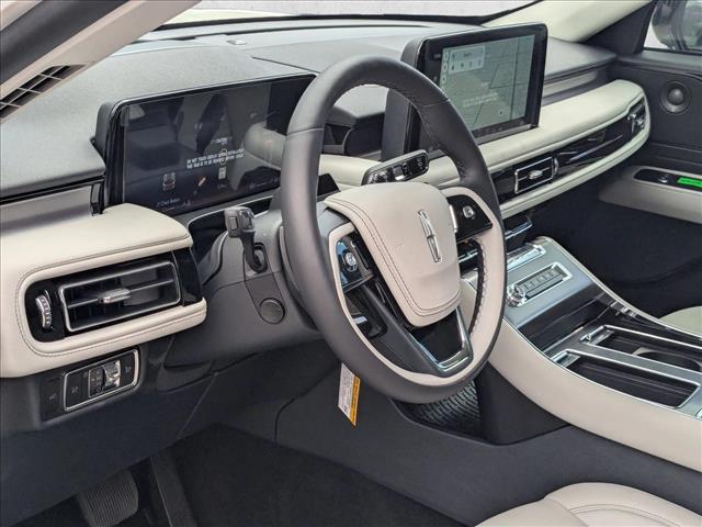 2025 Lincoln Aviator Premiere photo 3