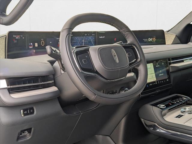2025 Lincoln Navigator Reserve photo 3
