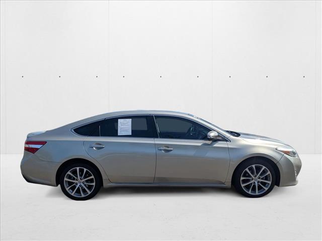 2015 Toyota Avalon XLE Touring photo 4