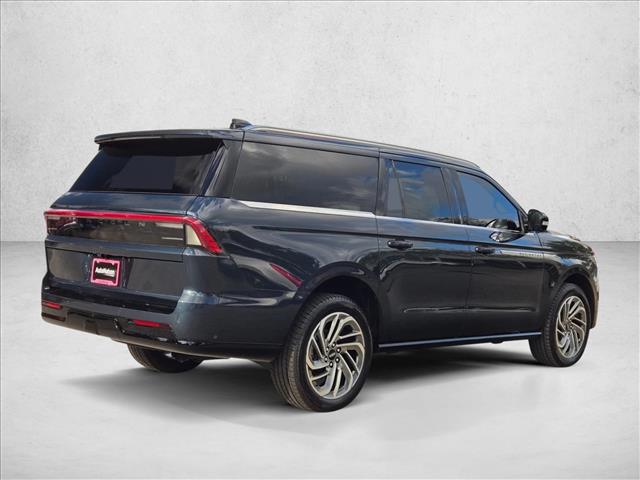 2025 Lincoln Navigator L Reserve photo 2