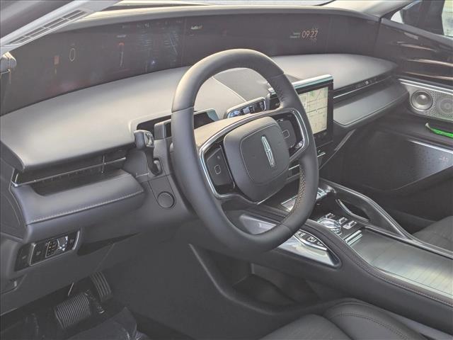 2026 Lincoln Nautilus Reserve photo 3