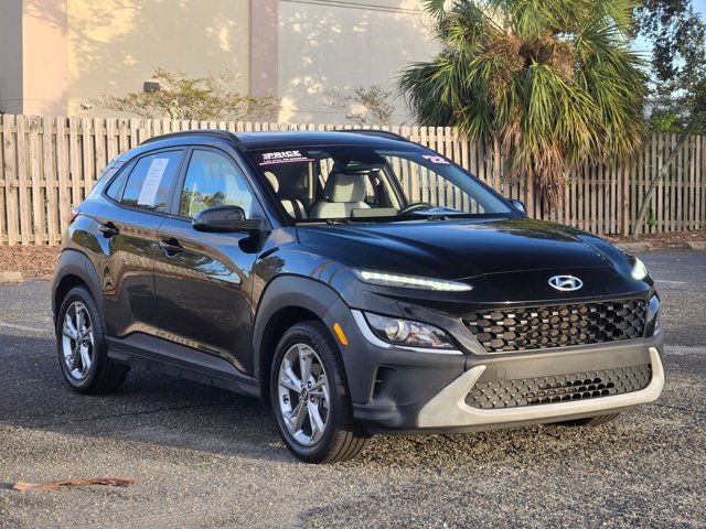 2022 Hyundai Kona SEL photo 3