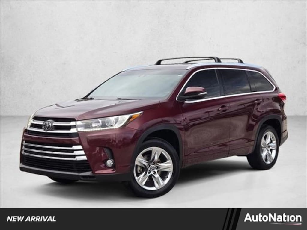 Used 2018 Toyota Highlander Limited V6 SUV