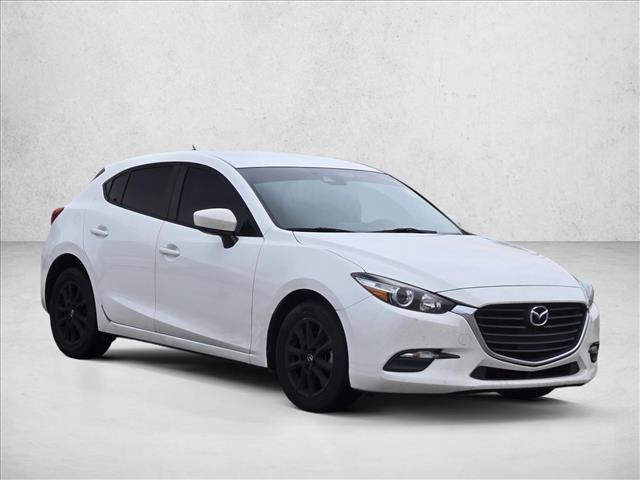 2018 Mazda Mazda3 Sport Hatchback photo 2