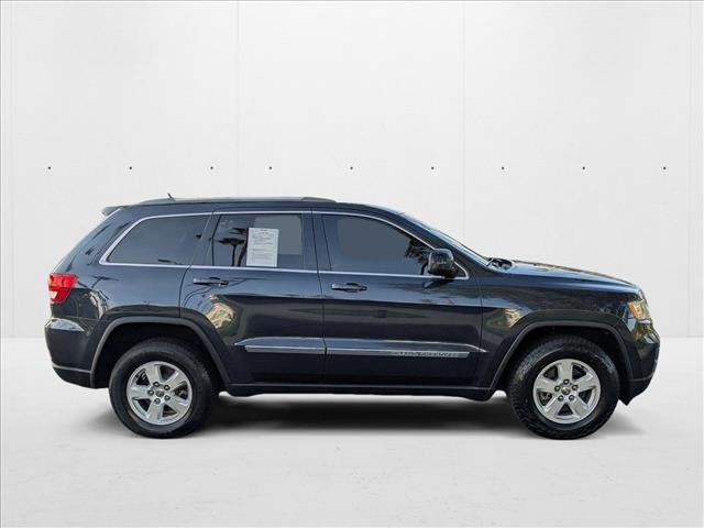 2013 Jeep Grand Cherokee Laredo photo 4