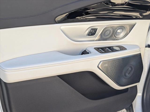 2024 Lincoln Nautilus Black Label photo 4