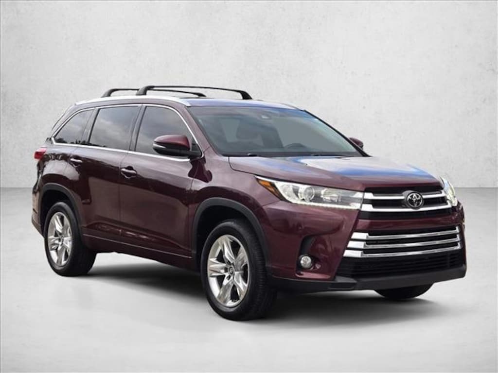 Used 2018 Toyota Highlander Limited V6 SUV