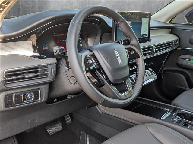 2025 Lincoln Corsair Premiere photo 3