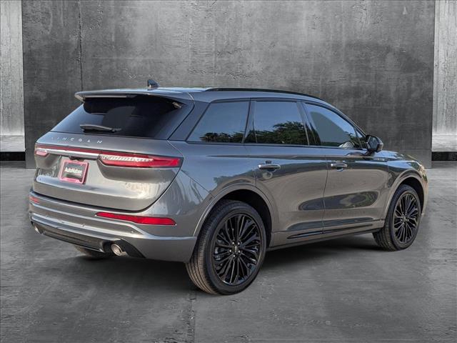 2025 Lincoln Corsair Premiere photo 2