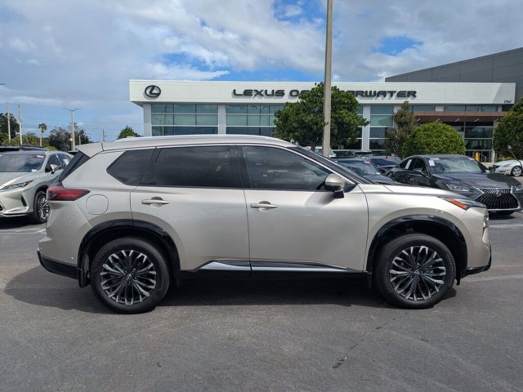 Used 2025 Nissan Rogue Platinum SUV