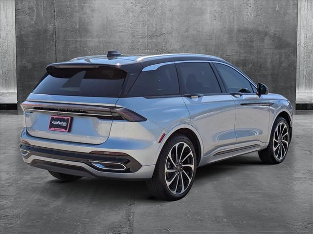 2025 Lincoln Nautilus Black Label photo 2