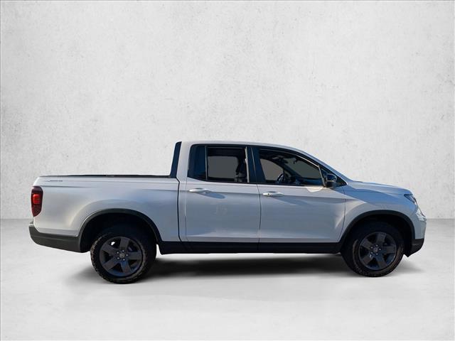 2025 Honda Ridgeline TrailSport photo 4