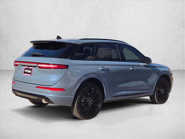 2026 Lincoln Corsair Premiere photo 2
