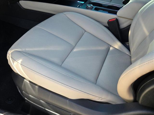 2025 Lincoln Corsair Grand Touring photo 4