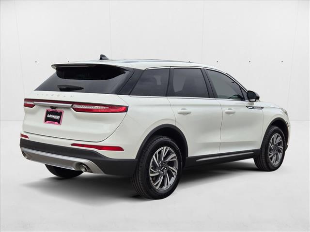 2025 Lincoln Corsair Premiere photo 2